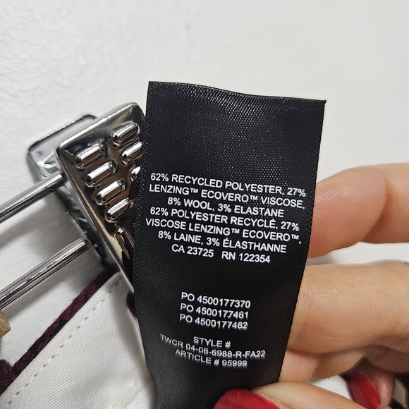 Aritzia Wilfred Effortless Pleated Wide Leg Trouser Pants Sz 6 Plaid Burgundy - Picture 10 of 10